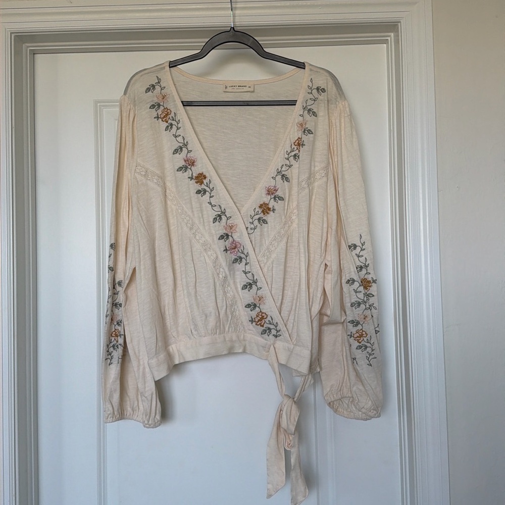 Lucky Brand Cream Floral Embroidered V-Neck Blouse XXL